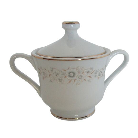 Winchester Diamond China White / Gray Flowers Gold Lidded Sugar Bowl - Picture 1 of 7